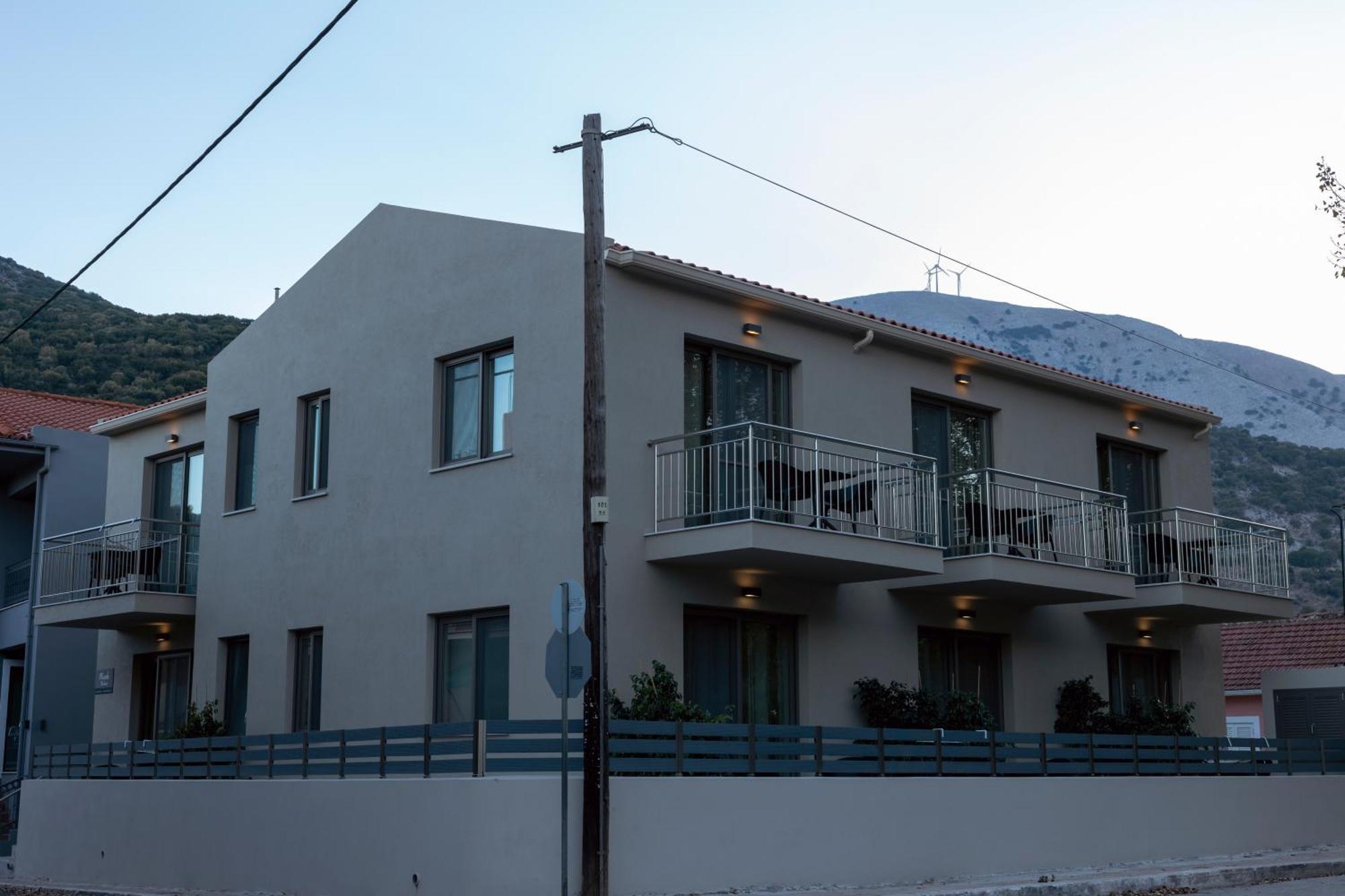 Nicole Studios Agia Efimia Exterior photo